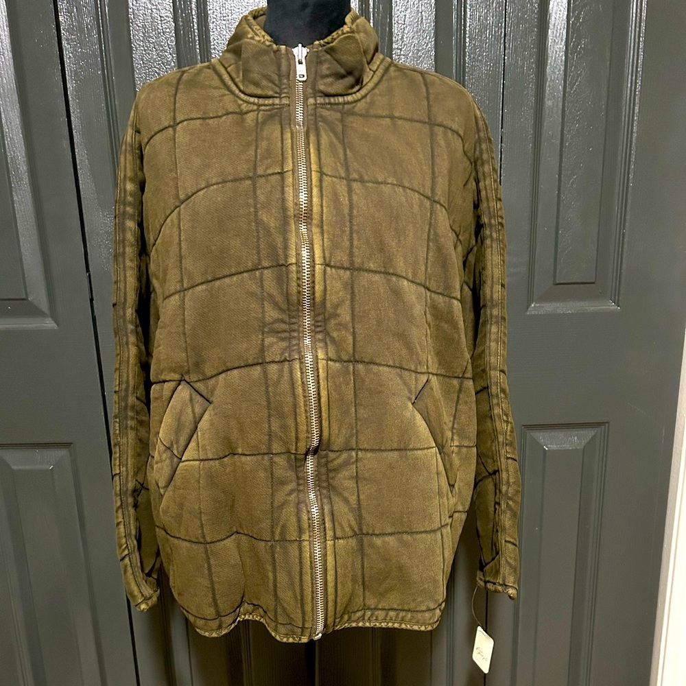 NWT Free People Dolman quilted knit jacket.